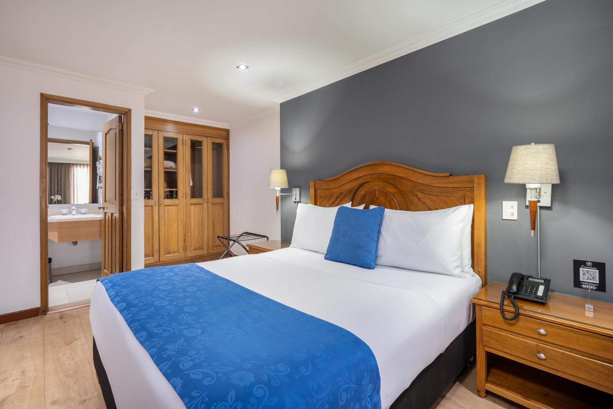 Egina 4* Bogota